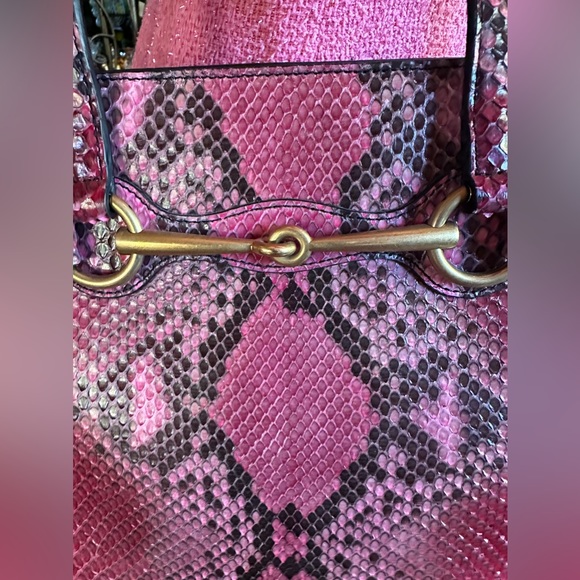 Stunning Gucci Python Horsebit 2 Way Tote - Picture 11 of 15